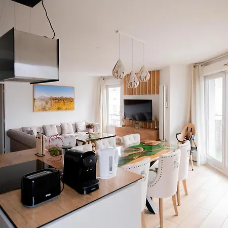 Daire Elise De Roche Equipe Balcon Parking Rer B