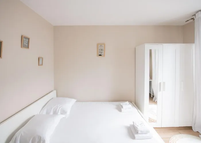 Appartement Elise De Roche Equipe Balcon Parking Rer B